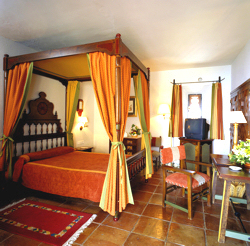 Four-poster beds will seduce couples looking for romance